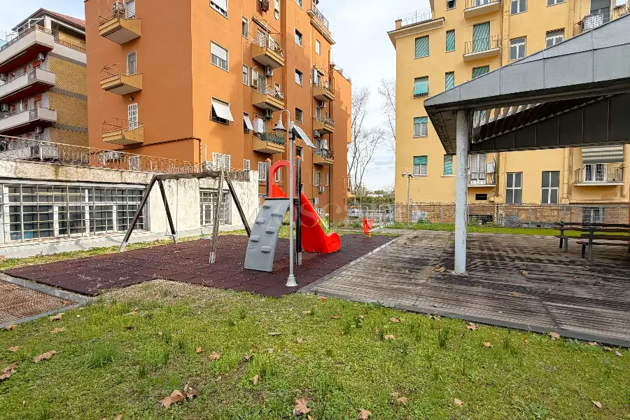 Negozio in vendita di 131 mq a €245.000 (rif. 3/2026)