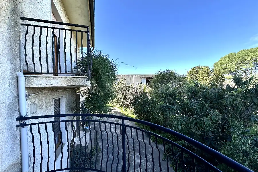Villa in vendita di 330 mq a €184.000 (rif. 5/2026)