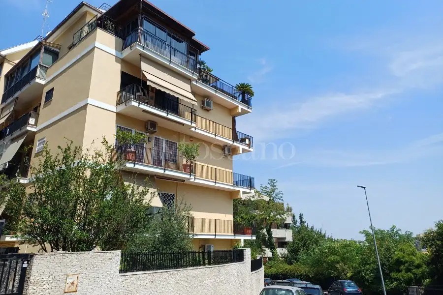 Casa in vendita di 180 mq a €960.000 (rif. 20/2026)