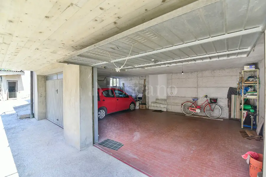Casa Indipendente in vendita di 220 mq a €285.000 (rif. 33/2026)