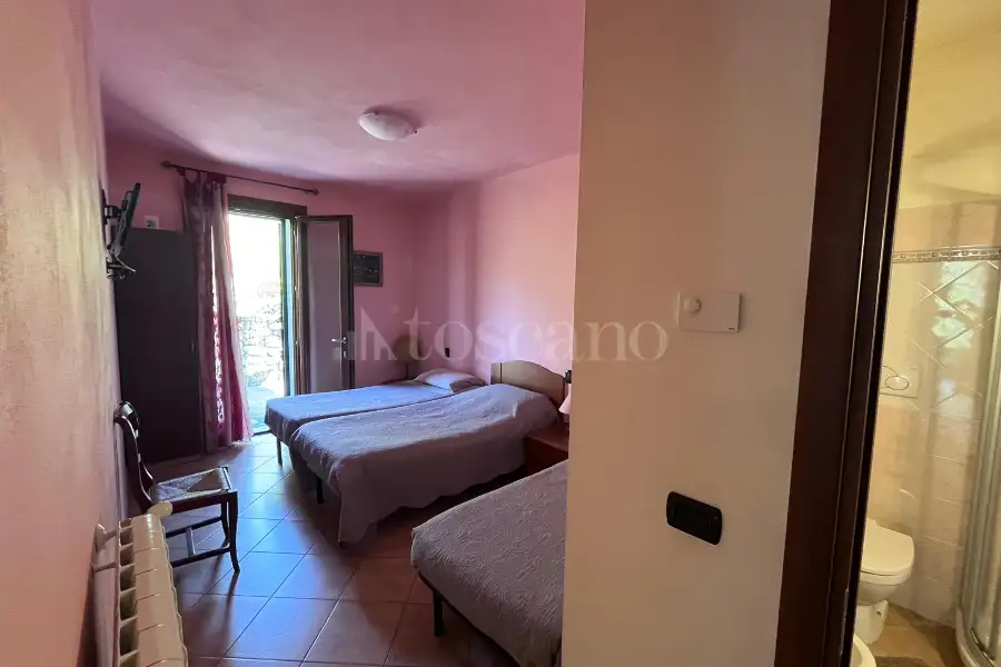 Villa in vendita di 300 mq a €825.000 (rif. 24/2025)