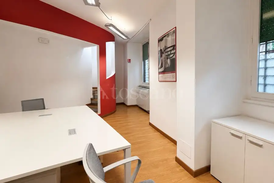 Ufficio in vendita di 151 mq a €990.000 (rif. 7/2026)