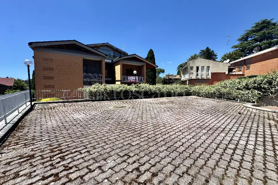 Villa in vendita di 800 mq a €1.069.000 (rif. 56/2024)