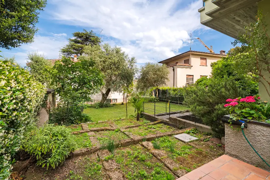 Casa in vendita di 220 mq a €800.000 (rif. 31/2026)