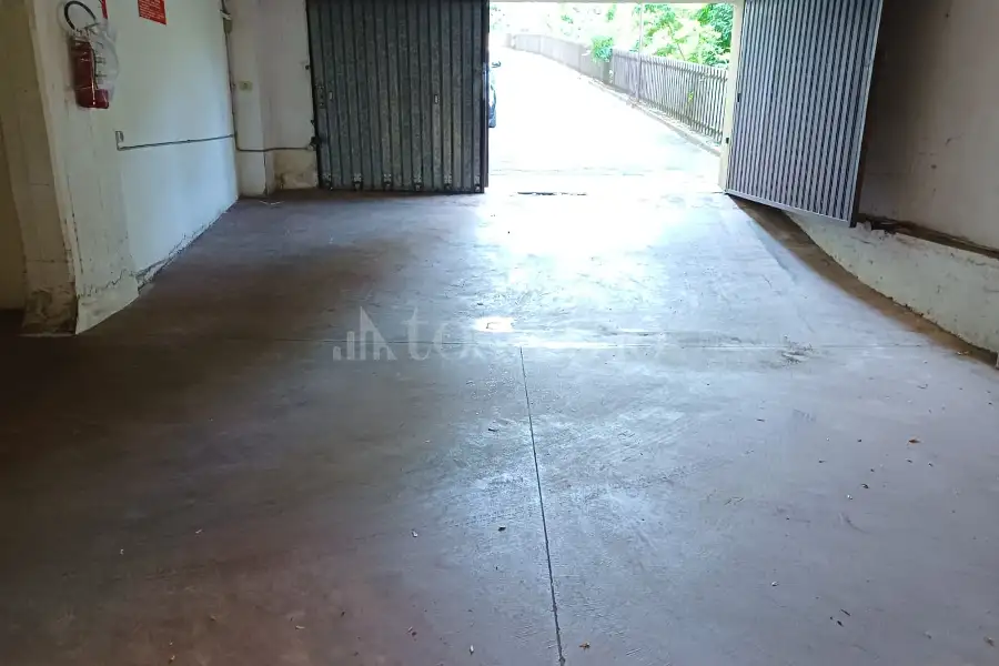Posto Auto in vendita di 25 mq a €30.000 (rif. 13/2026)