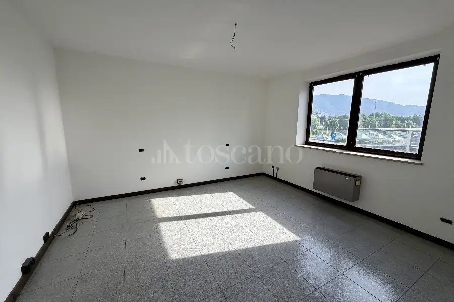 Palazzo in vendita di 365 mq a €650.000 (rif. 21/2026)