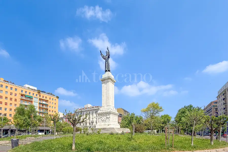 Casa in vendita di 215 mq a €1.690.000 (rif. 20/2026)
