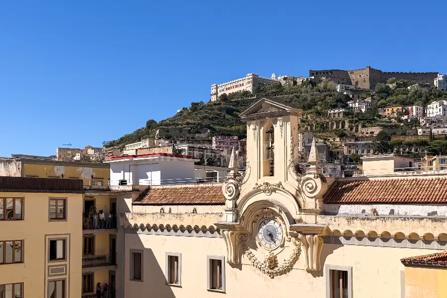 Casa in vendita di 260 mq a €870.000 (rif. 52/2026)
