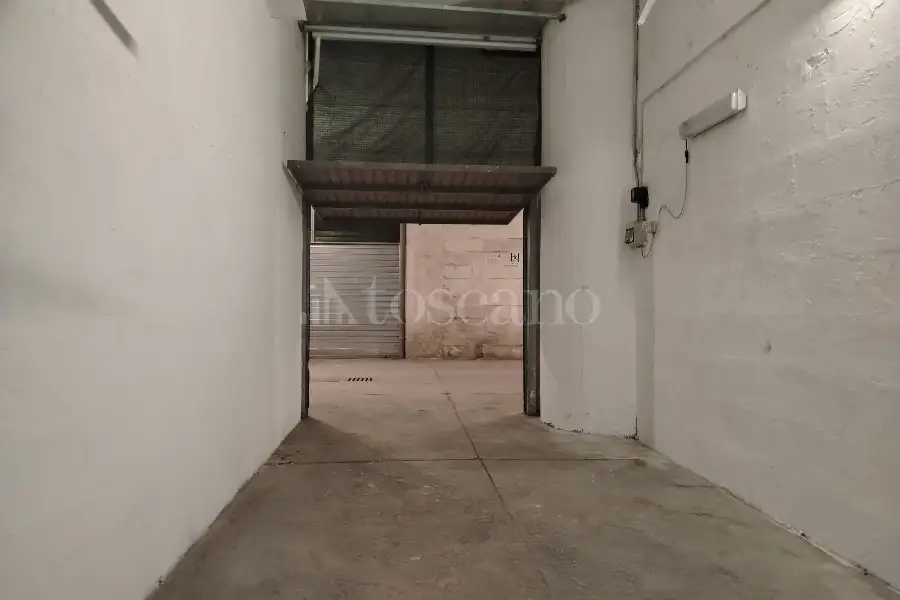 Box in affitto di 21 mq a €260 (rif. 24/2026)