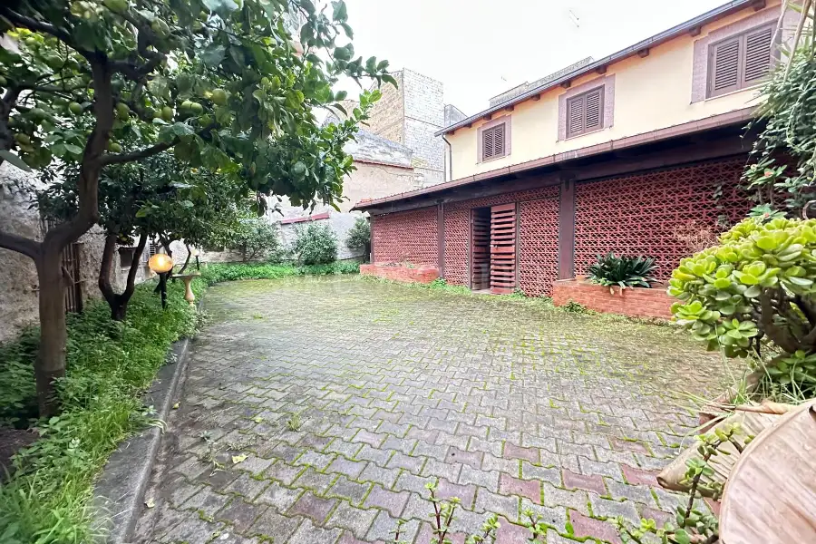 Casa Indipendente in vendita di 233 mq a €199.000 (rif. 95/2025)