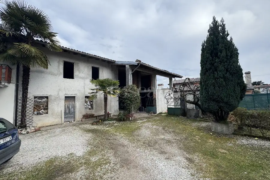 Magazzino in vendita di 200 mq a €19.000 (rif. 32/2026)