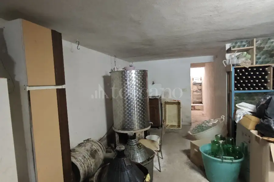 Casa in vendita di 270 mq a €340.000 (rif. 25/2026)