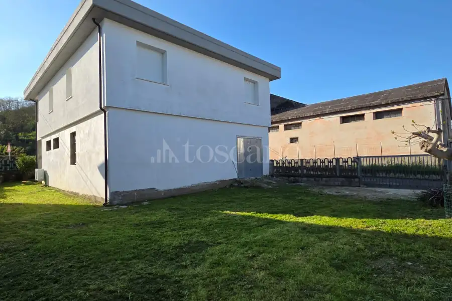 Villa in vendita di 286 mq a €198.000 (rif. 14/2025)