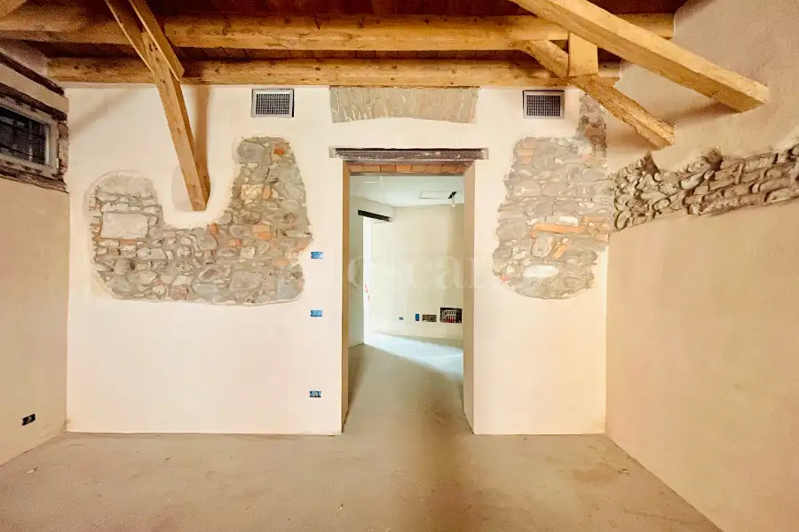 Laboratorio in vendita di 76 mq a €150.000 (rif. 107/2025)