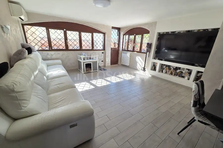 Villa Plurifamiliare in vendita di 130 mq a €249.000 (rif. 21/2026)