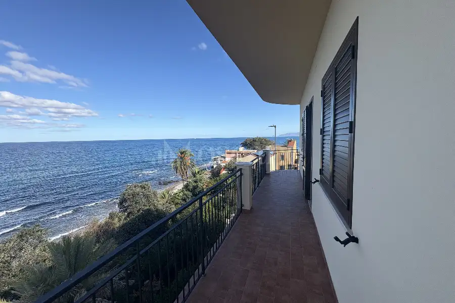 Villa in vendita di 261 mq a €420.000 (rif. 12/2026)