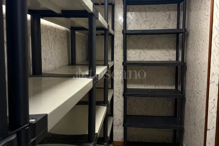 Magazzino in vendita di 120 mq a €89.000 (rif. 43/2026)