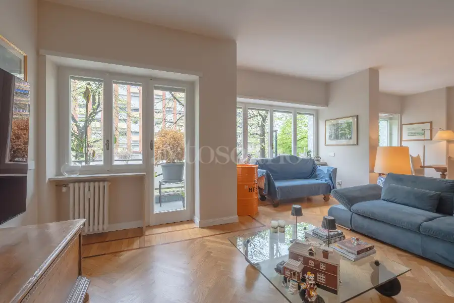 Casa in vendita di 200 mq a €700.000 (rif. 11/2025)