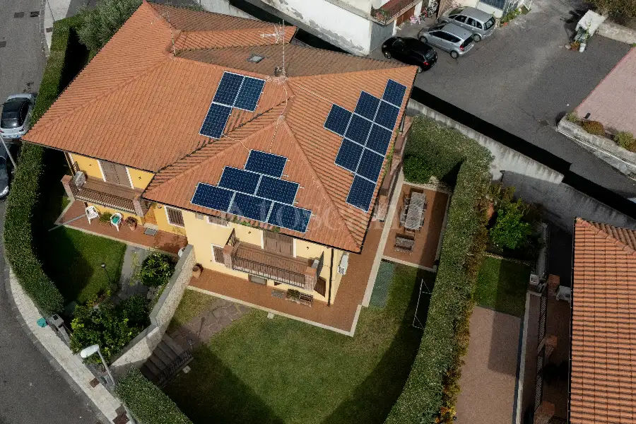 Villa Bifamiliare in vendita di 230 mq a €498.000 (rif. 166/2025)