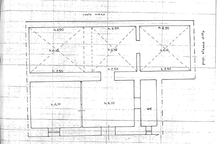 Negozio in vendita di 200 mq a €590.000 (rif. 51/2026)