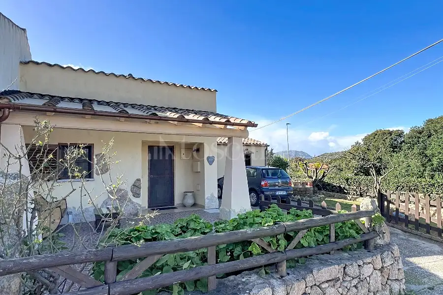 Casa Indipendente in vendita di 205 mq a €320.000 (rif. 34/2026)
