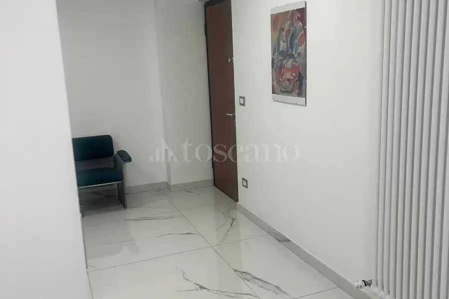 Ufficio in affitto di 60 mq a €450 (rif. 54/2026)