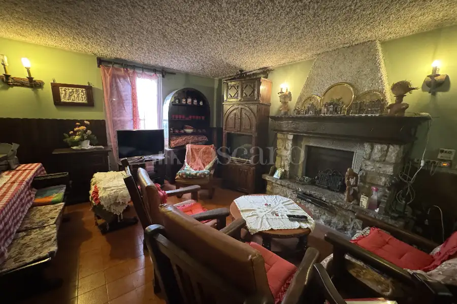 Villa in vendita di 250 mq a €1.350.000 (rif. 9/2026)
