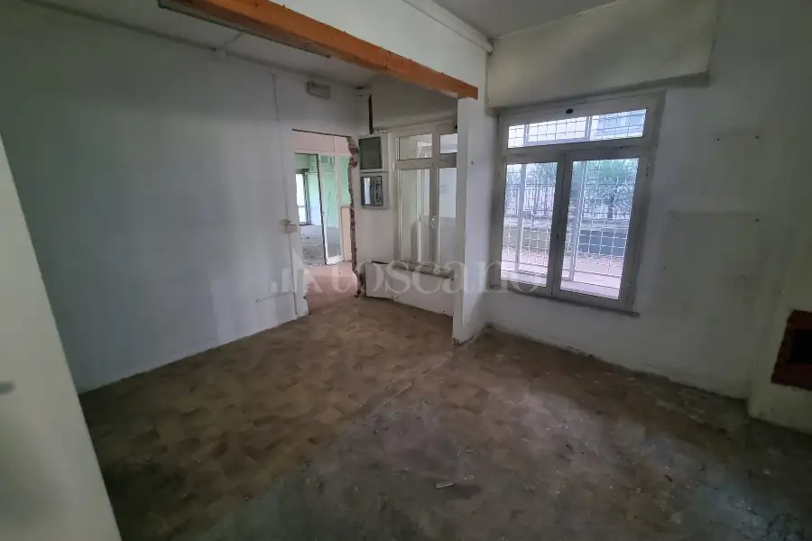 Casa Indipendente in vendita di 285 mq a €650.000 (rif. 19/2025)