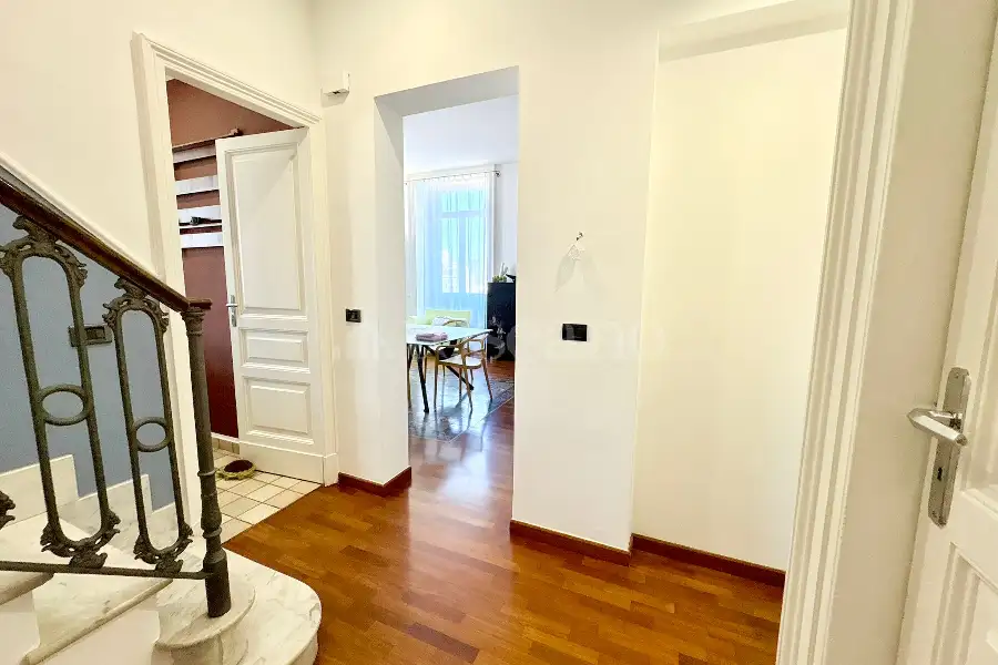 Casa in vendita di 255 mq a €949.000 (rif. 23/2026)