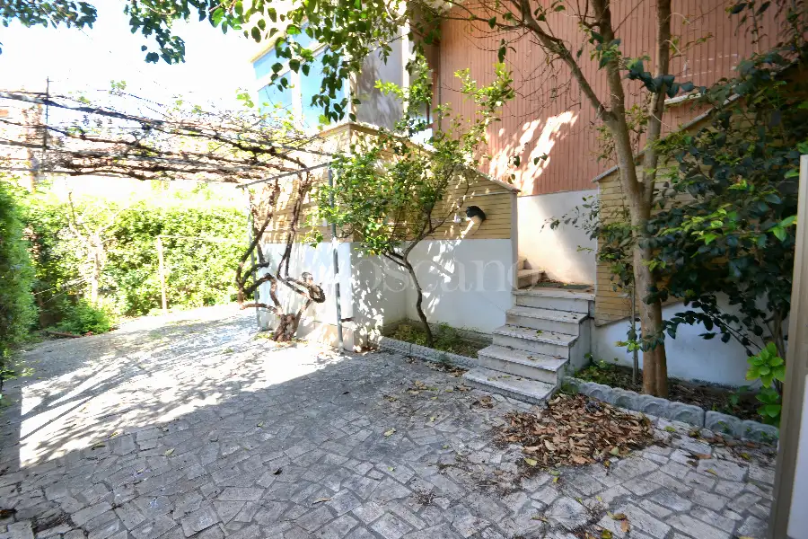 Villino a Schiera in vendita di 130 mq a €279.000 (rif. 4/2026)