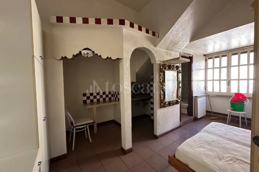 Palazzo in affitto di 500 mq a €5.800 (rif. 216/2025)