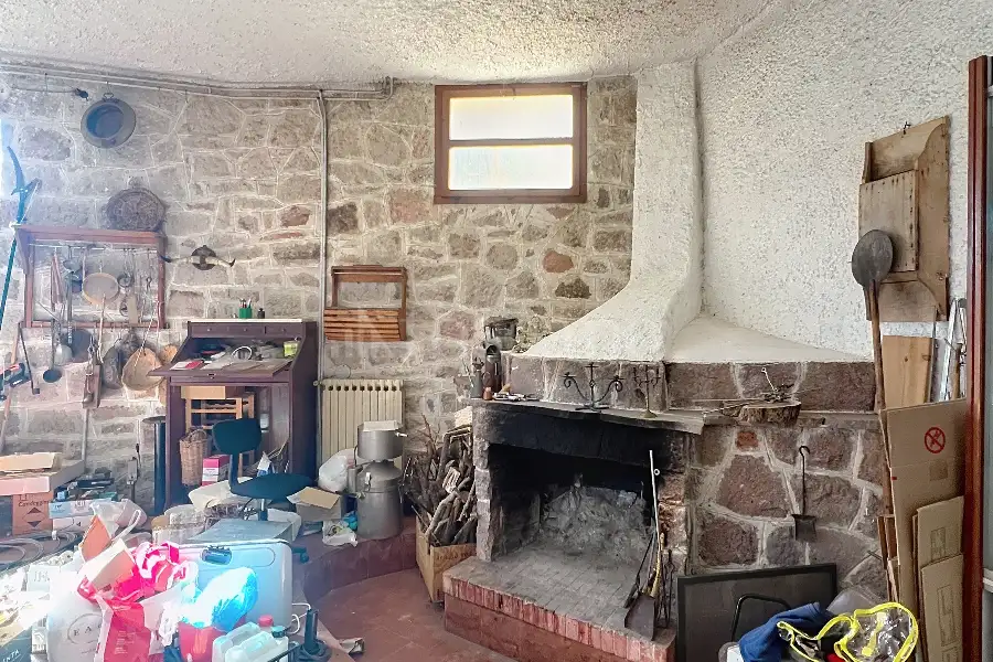 Villa in vendita di 630 mq a €670.000 (rif. 195/2025)