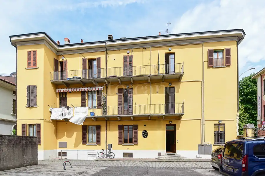 Magazzino in vendita di 90 mq a €80.000 (rif. 16/2026)