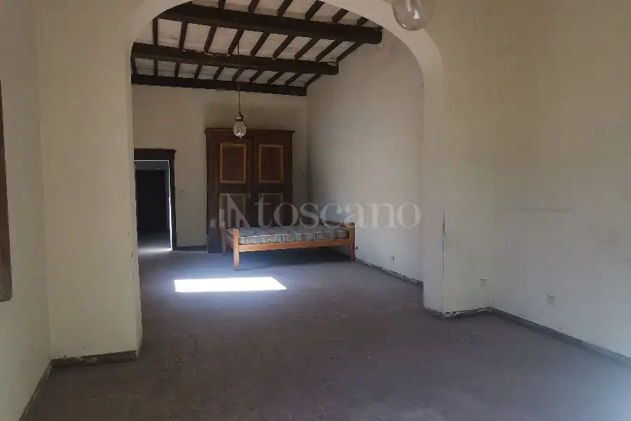 Casale in vendita di 1.200 mq a €470.000 (rif. 35/2023)
