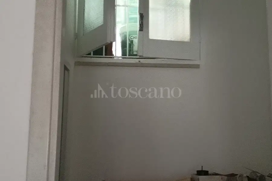 Negozio in affitto di 45 mq a €400 (rif. 56/2025)