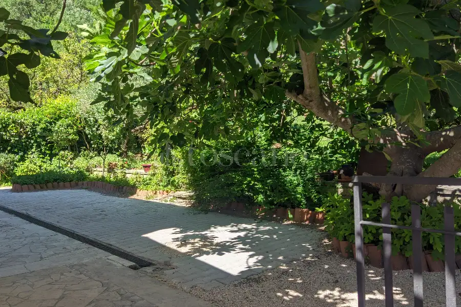 Villa in vendita di 300 mq a €369.000 (rif. 20/2026)