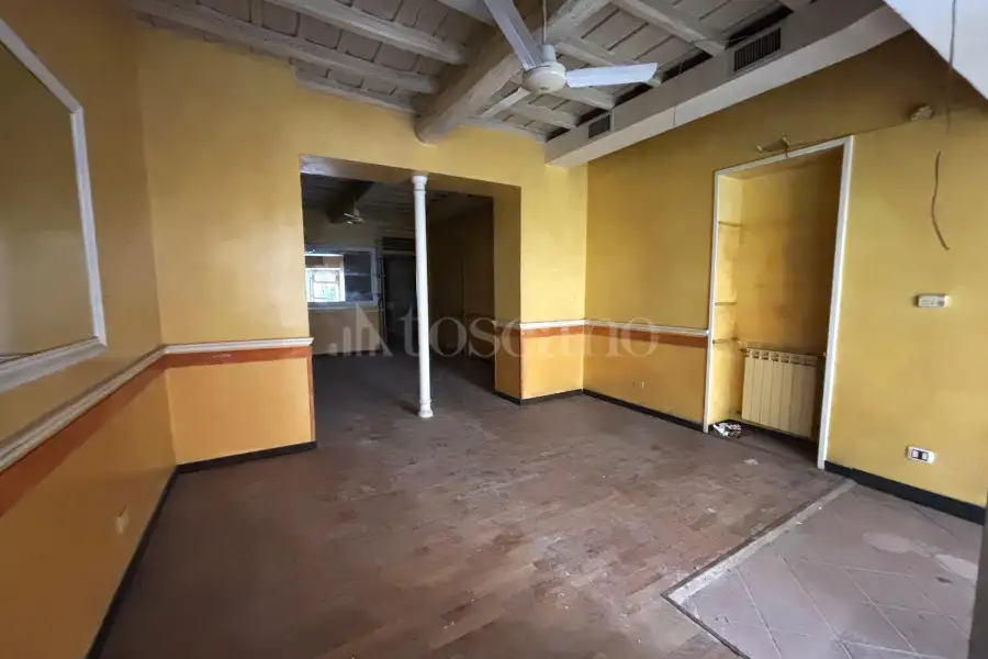 Negozio in vendita di 120 mq a €450.000 (rif. 5/2026)