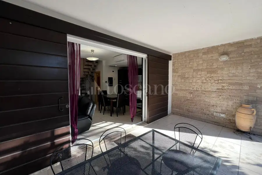 Villino a Schiera in vendita di 90 mq a €410.000 (rif. 5/2026)