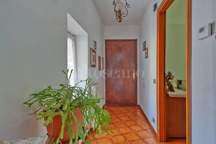 Casa Indipendente in vendita di 500 mq a €360.000 (rif. 21/2026)