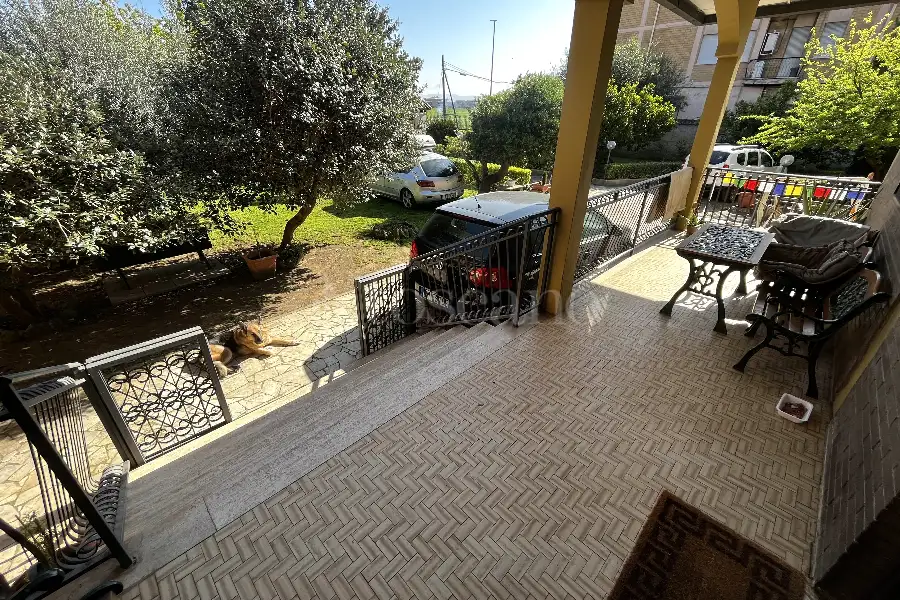 Villa in vendita di 220 mq a €1.095.000 (rif. 20/2025)