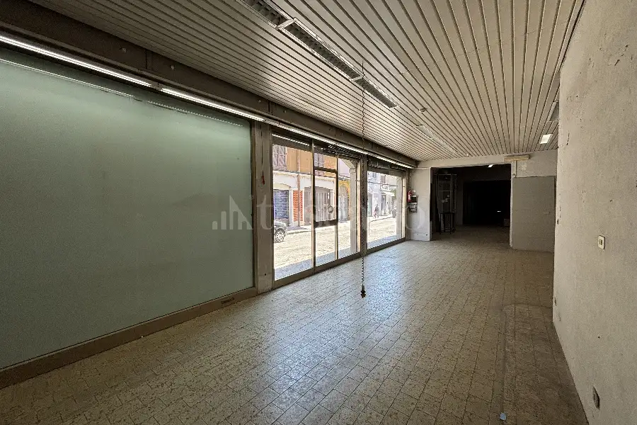 Negozio in vendita di 120 mq a €130.000 (rif. 45/2026)
