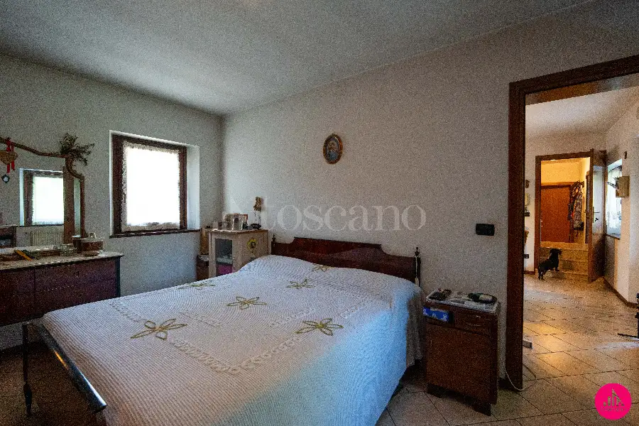 Casa Indipendente in vendita di 360 mq a €320.000 (rif. 128/2026)