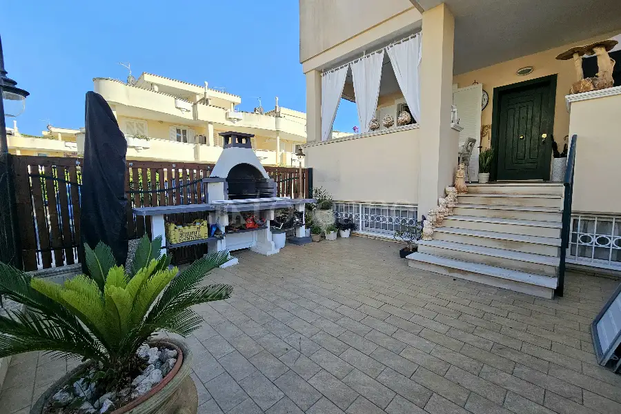 Villino a Schiera in vendita di 220 mq a €409.000 (rif. 60/2026)