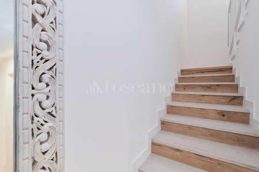 Villa in vendita di 259 mq a €1.100.000 (rif. 2/2026)