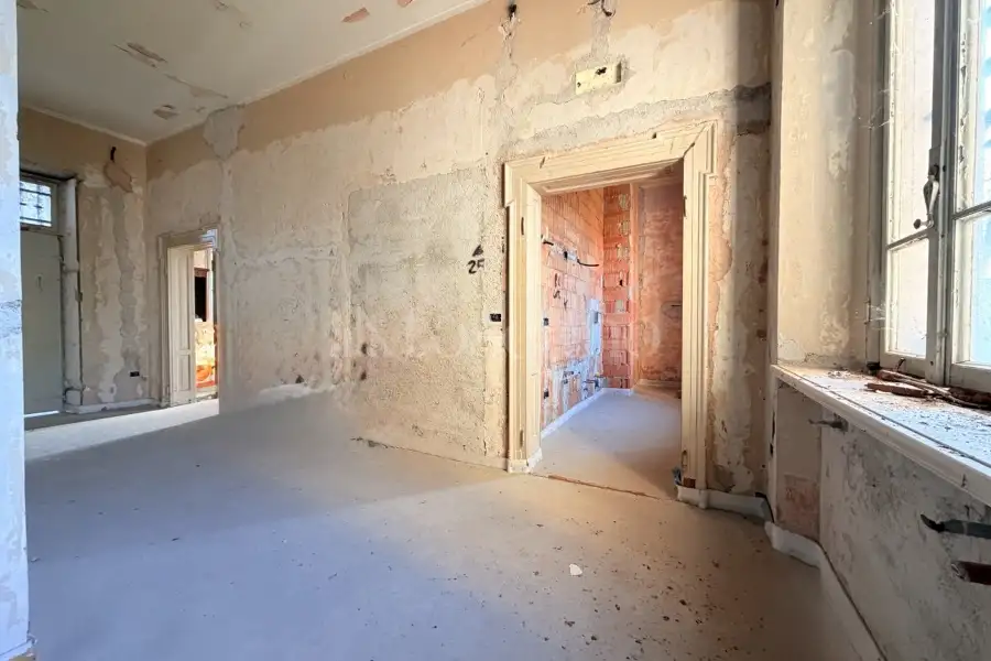 Villa in vendita di 440 mq a €469.000 (rif. 4/2026)