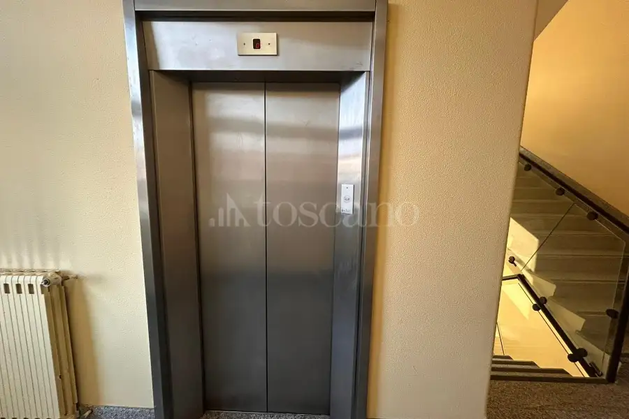 Ufficio in vendita di 87 mq a €99.000 (rif. 72/2025)