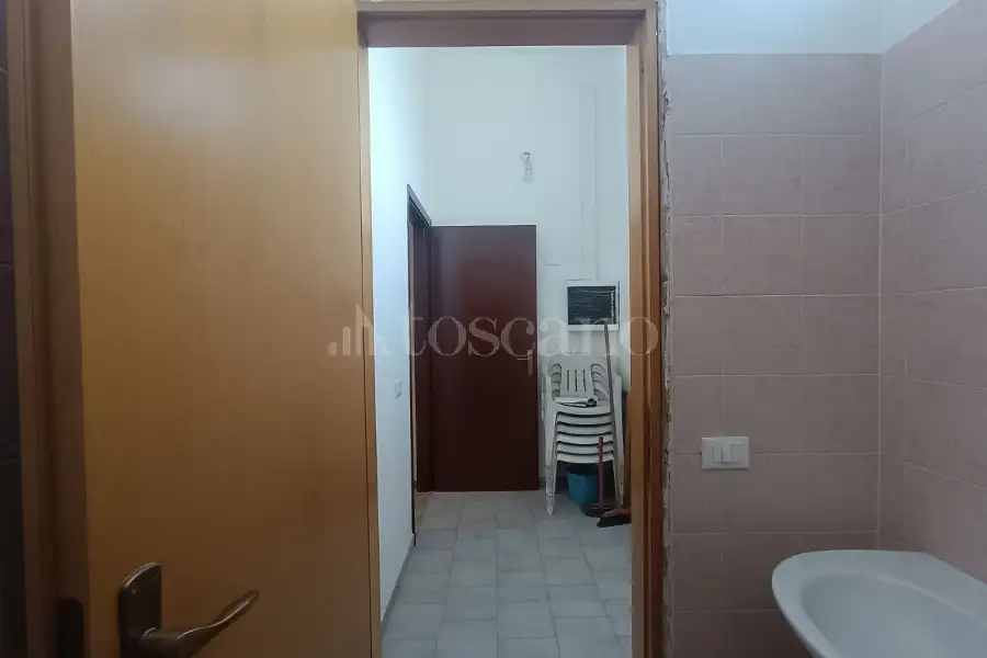 Negozio in affitto di 59 mq a €1.100 (rif. 95/2026)