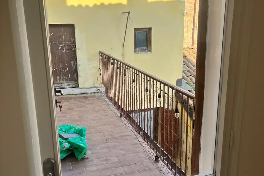 Casa in affitto di 42 mq a €1.200 (rif. 9/2026)
