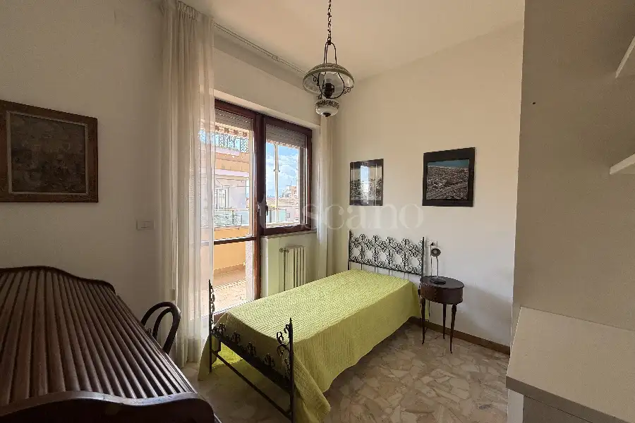 Attico in vendita di 184 mq a €650.000 (rif. 7/2026)