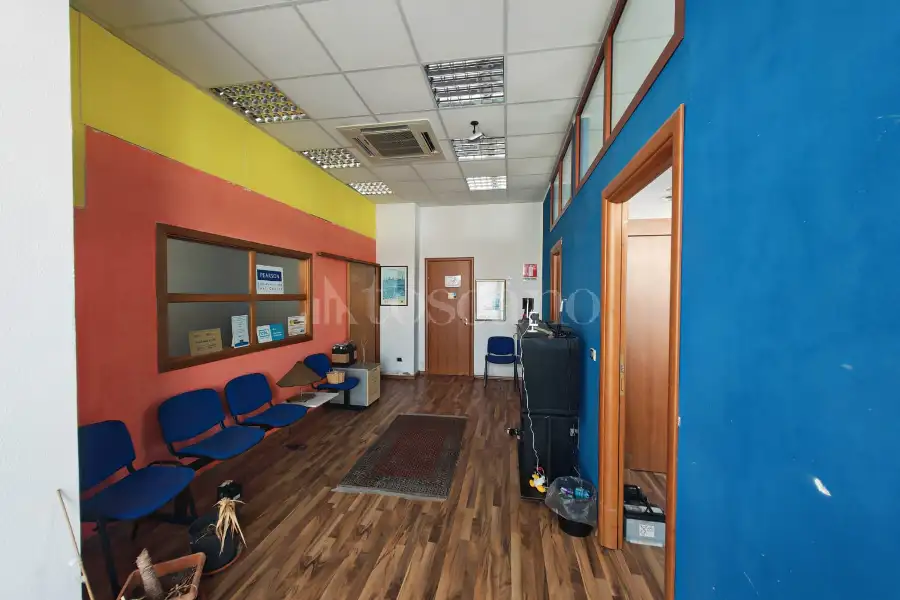 Magazzino in vendita di 368 mq a €210.000 (rif. 47/2026)